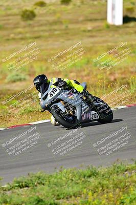 media/Apr-14-2024-Classic Track Day (Sun) [[4353457701]]/Practice/